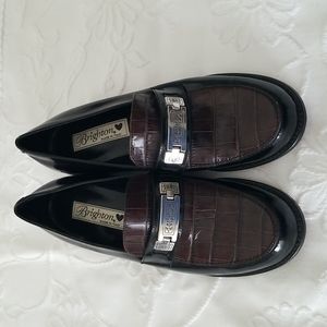 NWOT Brighton loafers